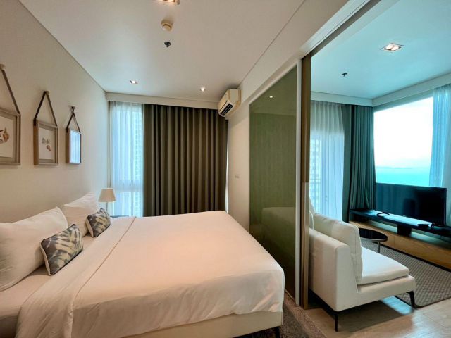 For rent condo Veranda Residences Pattaya Stdio  35 Sq.m Sea view (S03-2759)