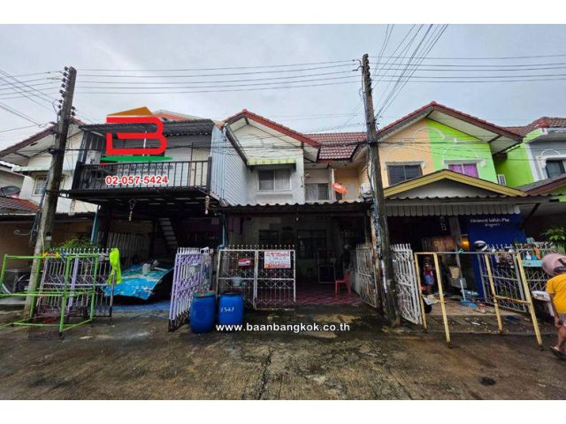 ทาวน์เฮาส์ 2 ชั้น เนื้อที่ 16 ตร.ว. หมู่บ้านสวนทองวิลล่า 8 ลำลูกกาคลอง 4 ใกล้ BTS ดอนเมือง ถนนลำลูกกา ตำบลลาดสวาย อำลำลู
