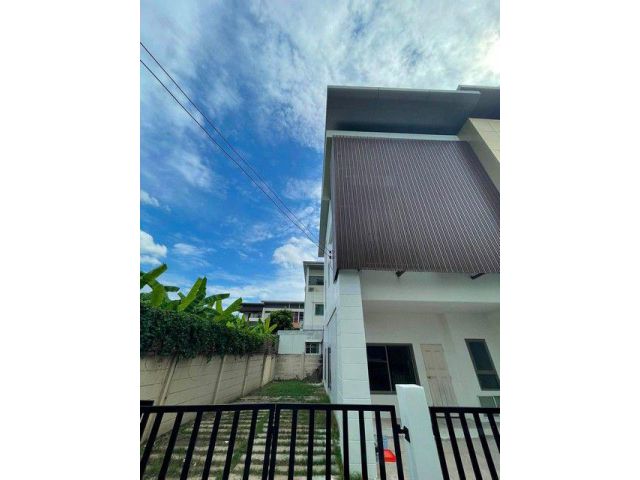 ให้เช่าทาวน์โฮม 3 ชั้น 176 ตรม. ภัทร โมทาวน์ Pattra Mo Town แจ้งวัฒนะ–ปากเกร็ด 19 ตรงข้ามเซนทรัลแจ้งวัฒนะ