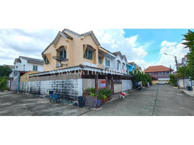 ทาวน์เฮ้าส์ หมู่บ้านบัวทองธานี บางบัวทอง นนทบุรี
