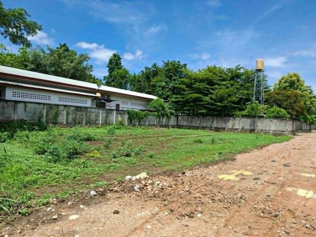ขายที่ดินตำบลหางดงบ้านช่างคำพร้อมโอน