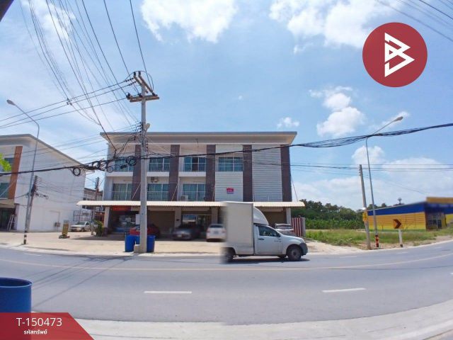 ขายอาคารพาณิชย์ 3 ชั้น เนื้อที่ 16.5 ตร.วา สามพราน นครปฐม