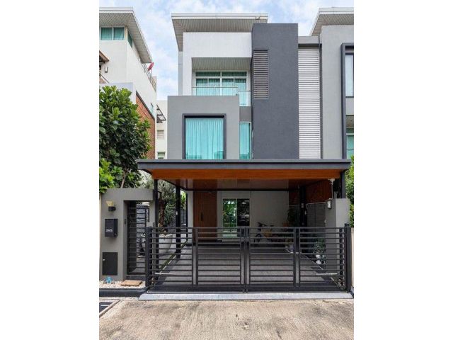 ขายบ้านแฝด 3 ชั้น ไอริส เรสซิเดนซ์ ประดิษฐ์มนูธรรม IRIS Residence ถนนลาดพร้าว 71 หน้าบ้านติดสวน วิวดี ใกล้เลียบด่วน