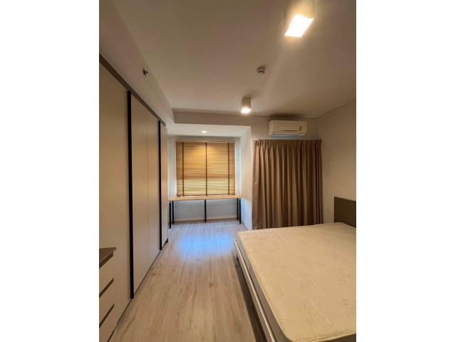 คอนโดมิเนียม High-Rise ขนาด 35 ตร.ม. โครงการ Ideo Sathorn - Wongwian Yai (ไอดีโอ สาทร-วงเวียนใหญ่)