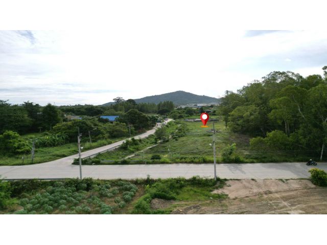 ขายที่ดิน 16 ไร่ ถนนวัดชากลูกหญ้า ต.ห้วยโป่ง เมืองระยอง ใกล้นิคมอุตสาหกรรม Smart Park