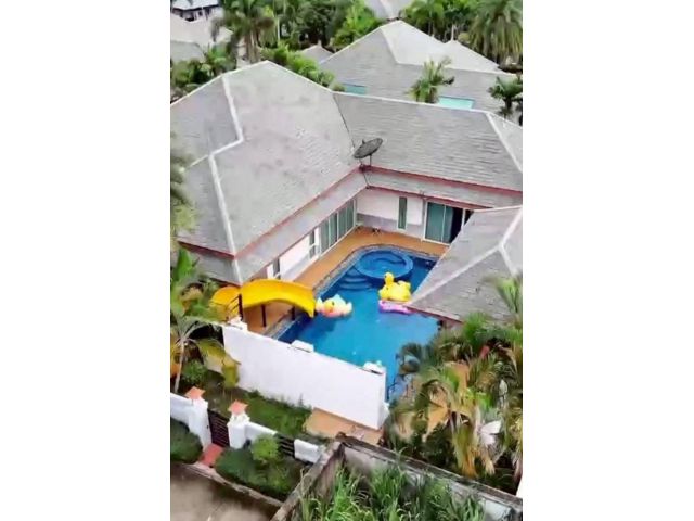 ️บ้านพูลวิลล่าพัทยาขนาดใหญ่ เนื้อที่ 127 ตร.ว. เพียง 9ล้านบาท ต.ห้วยใหญ่ อ.บางละมุง จ.ชลบุรี ในบ้านมี 3ห้องนอน