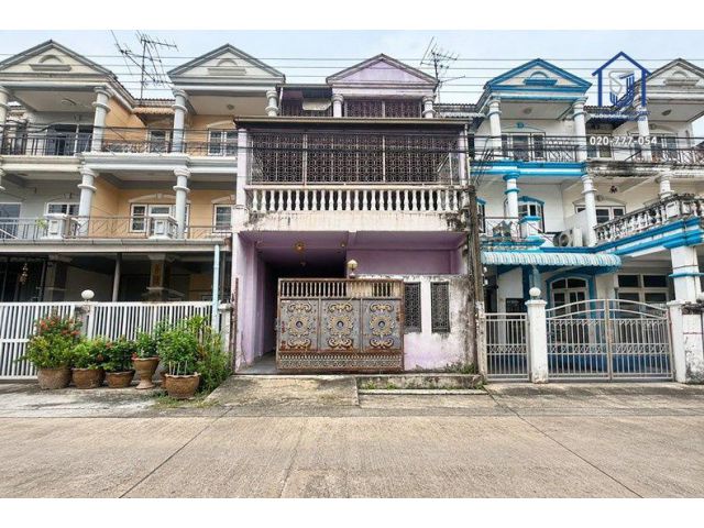 ขายทาวน์โฮม 3 ชั้น หมู่บ้านกรุงทอง 5 ซอยนวมินทร์ 111 แยก 1 เกษตร-นวมินทร์ ใกล้เซ็นทรัล อีสต์วิลล์
