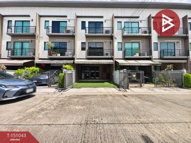 ขายทาวน์โฮม 3 ชั้น โครงการบ้านกลางเมือง รามอินทรา (Baan Klang Muang Ramintra) รีโนเวทใหม่