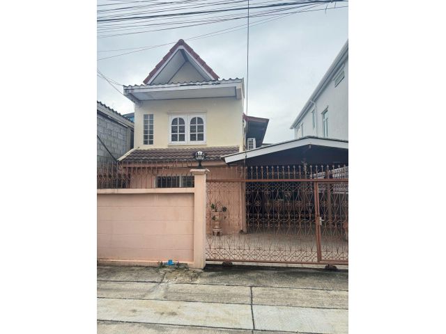 บ้านโซนประชานิเวศน์ 3 ราคาเพียง 3.5 ล้าน ได้พื้นที่ใช้สอยถึง 220 ตร.ม.