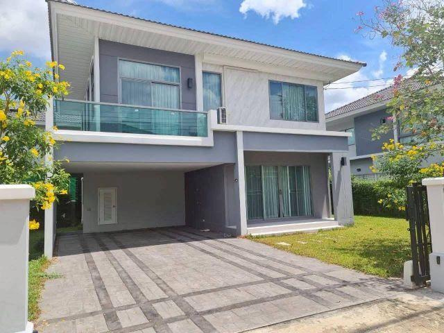 ขาย/ให้เช่าบ้านเดี่ยว 2 ชั้น เพอร์เฟค เพลส พระราม 9-กรุงเทพกรีฑา 4 ห้องนอน บ้านใหม่ พร้อมอยู่