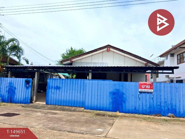 ขายบ้านเดี่ยว ทำเลดี ซ.บรมอาสน์ 12 เนื้อที่ 1 งาน 42.7 ตร.วา ท่าอิฐ อุตรดิตถ์