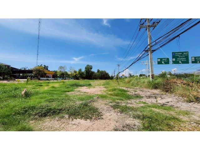 ขายที่ดินติดถ.บายพาสเลี่ยงเมืองชลบุรี แยกถนนศุขประยูร ใกล้อมตะนคร