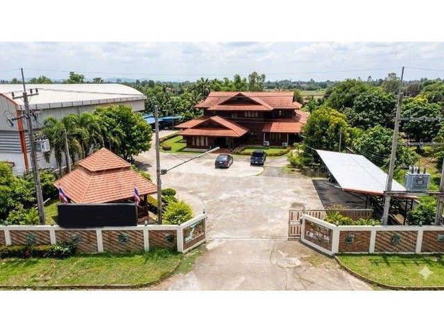 บ้านเดี่ยว ทรงไทยล้านนา พร้อมโกดังและออฟฟิศ ราคาถูกสุดในระยอง