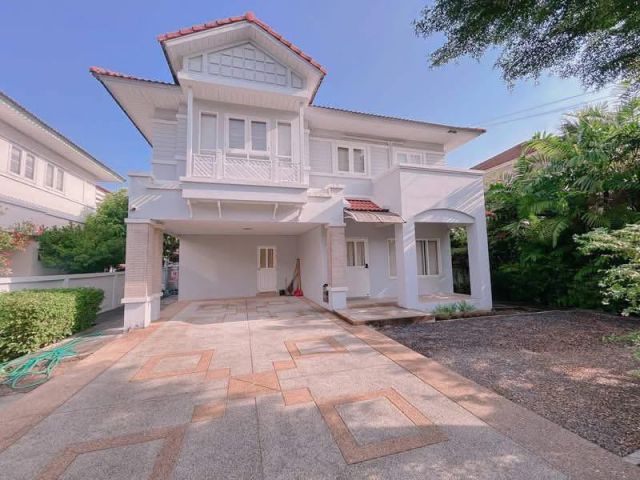 บ้านเดี่ยว Perfect Place รามคำแหง (Garden Zone) บ้านพร้อมเข้าอยู่ เจ้าของอยู่เองดูแลอย่างดีค่ะ
