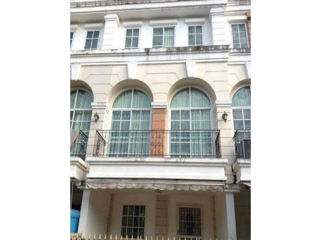 ให้เช่าทาวน์โฮม 3 ชั้น 23 ตรว. 3 ห้องนอน พลัส ซิตี้ พาร์ค หัวหมาก
