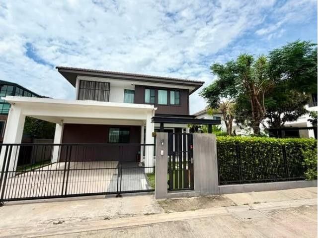 บ้านตกแต่งพร้อมอยู่ ใกล้เมกาบางนา บ้านเดี่ยว 2ชั้น หมู่บ้านมัณฑนา บางนา กม.7