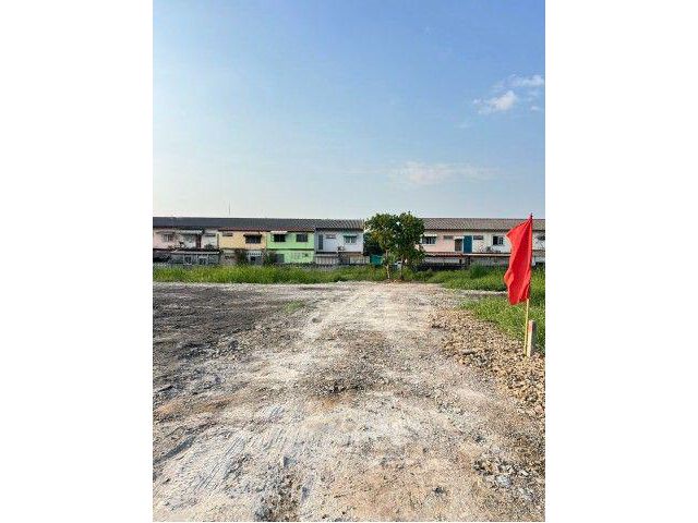 ที่ดินในชุมชนใกล้ราชมงคล ธัญบุรี คลอง6 พท.126ตรว.ๆละ7800฿ ทำหอพัก