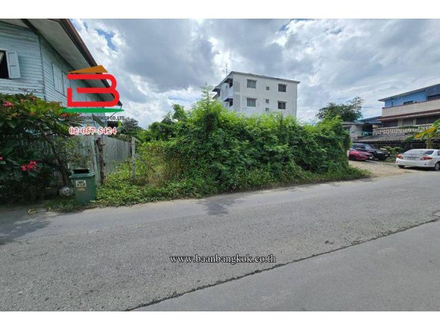 ที่ดินเปล่า คลองกุ่มนิเวศน์ (เสรีไทย ซอย 43 แยก 2) เนื้อที่ 51 ตรว. ใกล้แฟชั่นไอส์แลนด์ แขวงคลองกุ่ม เขตบึงกุ่ม