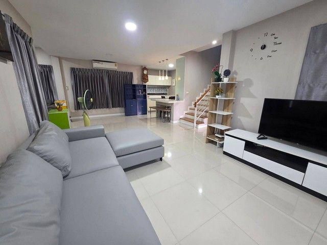 บ้านเดี่ยวตกแต่งพร้อมอยู่ย่านสุขาภิบาล 5 หมู่บ้านมัณฑนา เลค วัชรพ