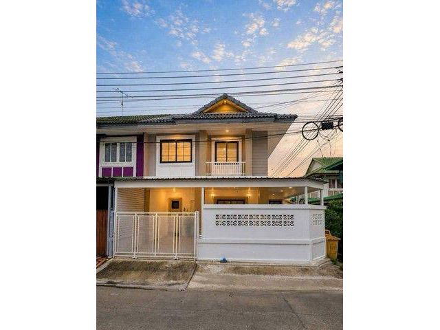 ขาย ทาวน์โฮม 2 ชั้น หมู่บ้านพฤกษา10 ไทรน้อย พื้นที่ 24 ตร.ว.