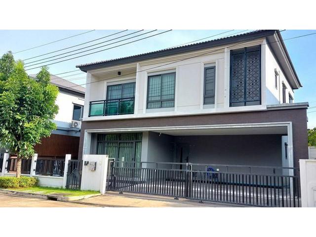 ให้เช่า / ขาย บ้านเดี่ยว2 ชั้น โครงการ แกรนด์ บริทาเนีย พระราม 9-กรุงเทพกรีฑา