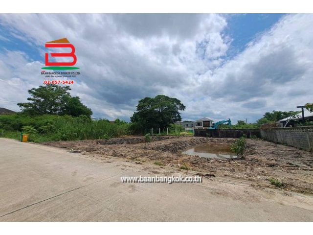 ที่ดินถมแล้ว เนื้อที่ 200 ตร.ว. หมู่บ้านเปรมวดี (พุทธมณฑลสาย 3 ซอย 19) ถนนพุทธมณฑลสาย 3 แขวงบางระมาด เขตตลิ่งชัน