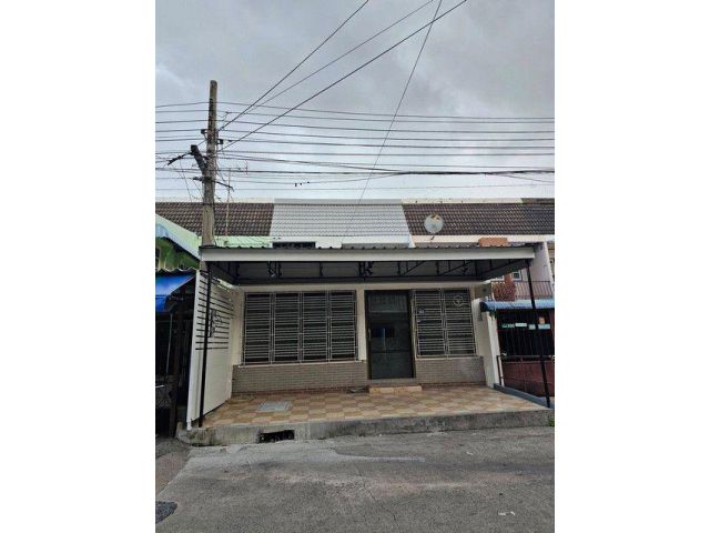 ให้เช่าทาวน์เฮาส์ รีโนเวทใหม่ 200 ตรม. พหลโยธิน 69-1 ใกล้ BTS สา
