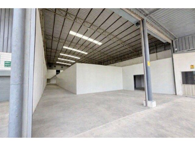 โกดัง Food Grade คลองสี่ตะวันออก อบต.คลองสี่ 1 กม. 800 ตร.ม. คลอง