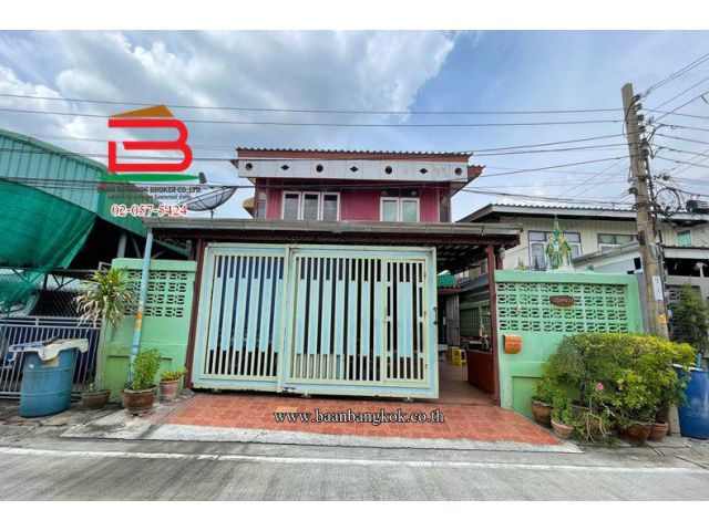 บ้านเดี่ยว สุขสวัสดิ์นิเวศน์ 2 ซอย 8 เนื้อที่ 40 ตรว. ตำบลในคลองบางปลากด อำเภอพระสมุทรเจดีย์ จังหวัดสมุทรปราการ