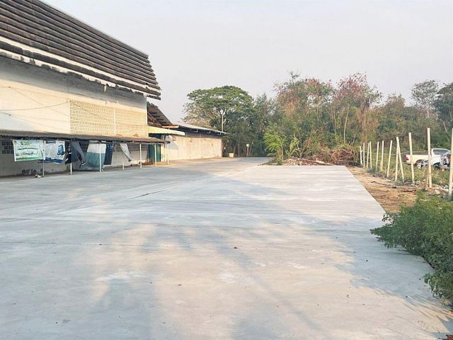 ที่ใกล้ถนนใหญ่ บางนา-ตราด กม.42 ใกล้นิคมอมตะนคร ใกล้นิคมเวลโกรว์ ใกล้สนามบิน ใกล้ท่าเรือ