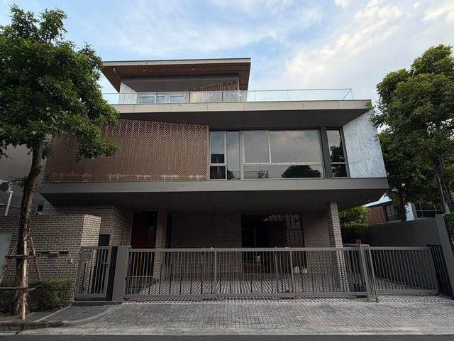 ขายบ้านเดี่ยว 3 ชั้น 525 ตรม. 5 ห้องนอน ARTALE พัฒนาการ-ทองหล่อ