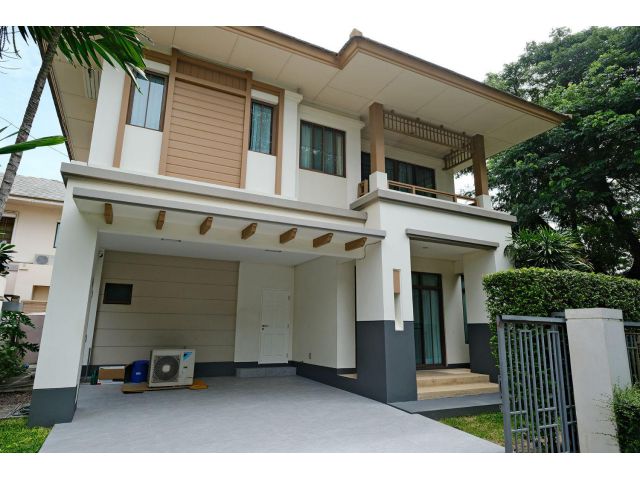 FOR RENT | Setthasiri Bangna-Wongwaen 2-Storey Detached House Fully Furnished (S03-2782)