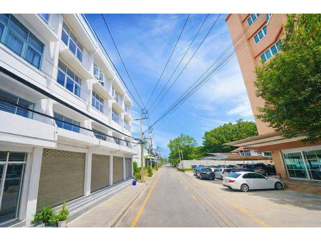 ไฟฟ้า 3เฟส ถ.ใหญ่ เพชรเกษม 108-116 ให้เช่า ร้านค้า 3ชั้น 22 ตรว