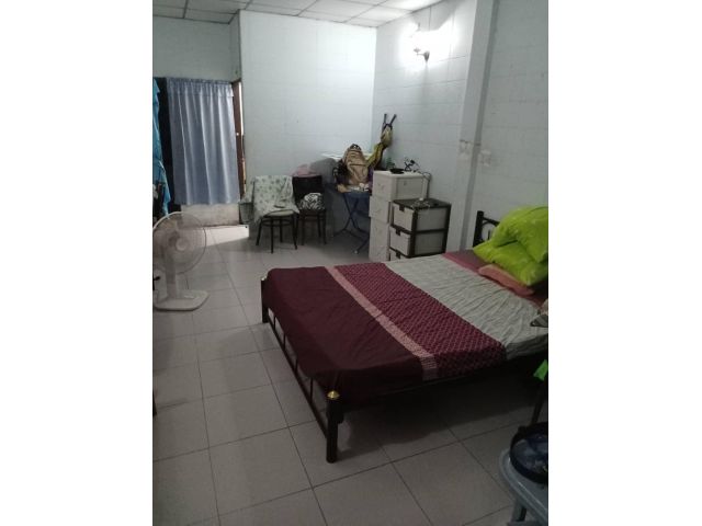 ขายด่วนคอนโดรังสิตซิตี้ 160,000บาท ใกล้ฟิวเจอร์รังสิตโทร 0876007115