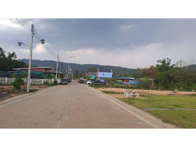 ขายที่ดิน 147ตรว.เหมาะทำรีสอจร์ท สวนเกษตร ตีนเขาใหญ่ จ.นครนายก