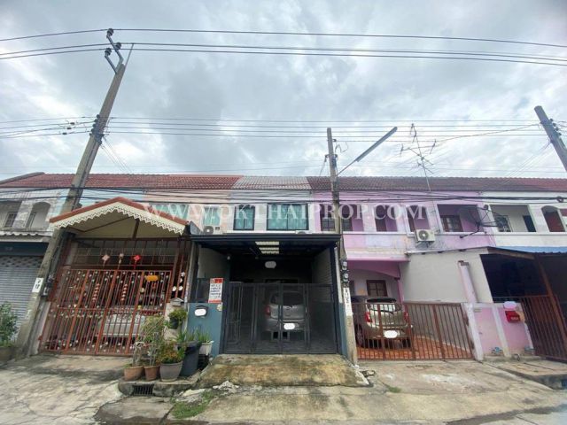 ทาวน์เฮ้าส์ หมู่บ้านศรีประจักษ์วิลล่า4 ถนนบางกรวย-ไทรน้อย บางบัวทอง
