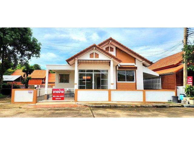 ขายบ้านเดี่ยวชั้นเดียวอยู่ถนนเมน คลอง7 รังสิต-นครนายก 42 ตรว พร้อมรีโนเวท เรียบร้อยแล้ว