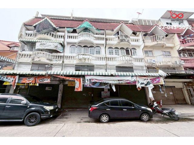 ขายอาคารพาณิชย์ 4 ชั้น 3คูหา ใกล้ตลาดมีนบุรี ซอยสีหบุรานุกิจ 13 ถนนสีหบุรานุกิจ ใกล้ BTS สายสีชมพู สถานีตลาดมีนบุรี
