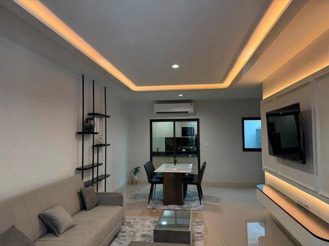 ให้เช่า ทาวน์โฮม 3 ชั้น โครงการ พลีโน่ สุขุมวิท