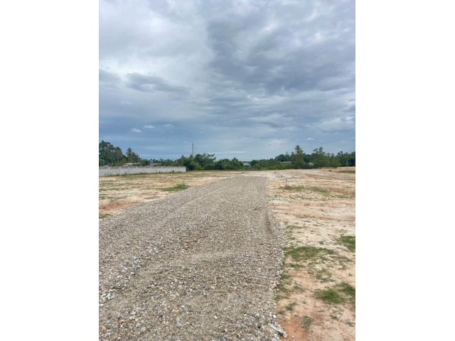 ที่ดินว่างทำเลทอง