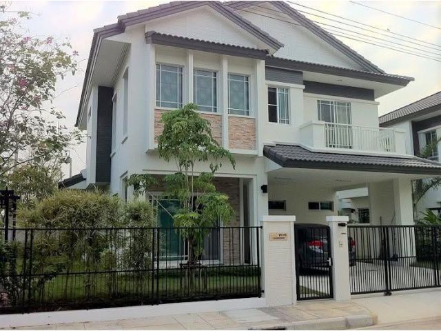 U1494 ให้เช่าบ้านเดี่ยว 2 ชั้น หมู่บ้าน มัณฑนา แจ้งวัฒนะ ราชพฤกษ์ บ้านพร้อมเฟอร์ ทำเลดีเดินทางสะดวกเข้าออกได้หลายทาง