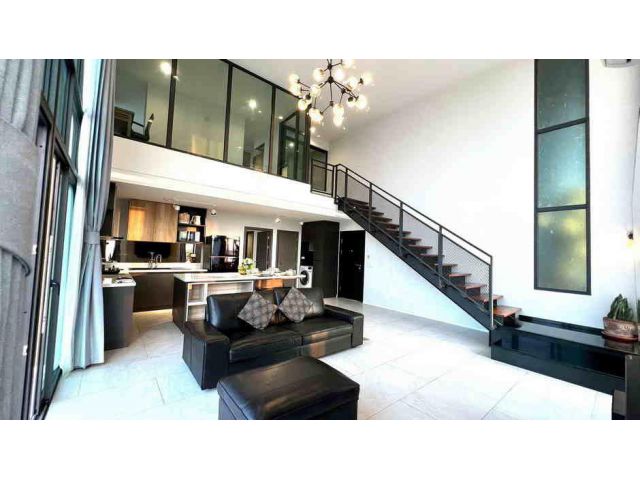 ให้เช่า เดอะวิน คอนโดมิเนียม Duplex — Loft Style (เขาตาโลซอย 4) พัทยาใต้ #C09