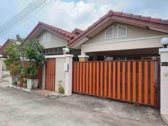บ้านเดี่ยวชั้นเดียว 2 ห้องนอน ให้เช่า — ย่านห้วยใหญ่ #H1196