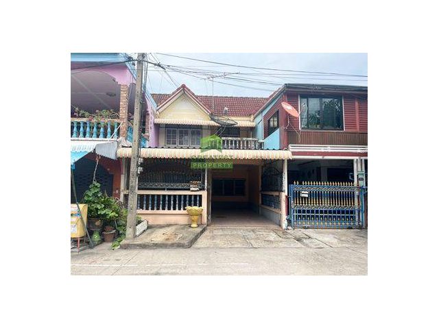 ทาวน์เฮ้าส์ 2 ชั้น หมู่บ้านอยู่เจริญ คลอง 2 ปทุมธานี 4 ห้องนอน 28.60 ตร.ว.