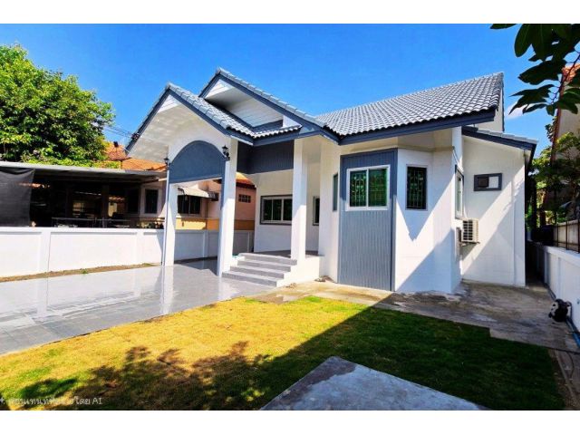 => บ้านเดี่ยว เนื้อที่ 60 ตร.วา จอดรถได้ 2 คัน ใกล้มินิแบลพบุรี