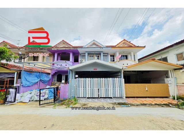 ทาวน์เฮาส์ หมู่บ้านเมืองทรัพย์ธานี เนื้อที่ 16 ตรว. (ใกล้บิ๊กซีหทัยราษฏร์) แขวงสามวาตะวันตก เขตมีนบุรี