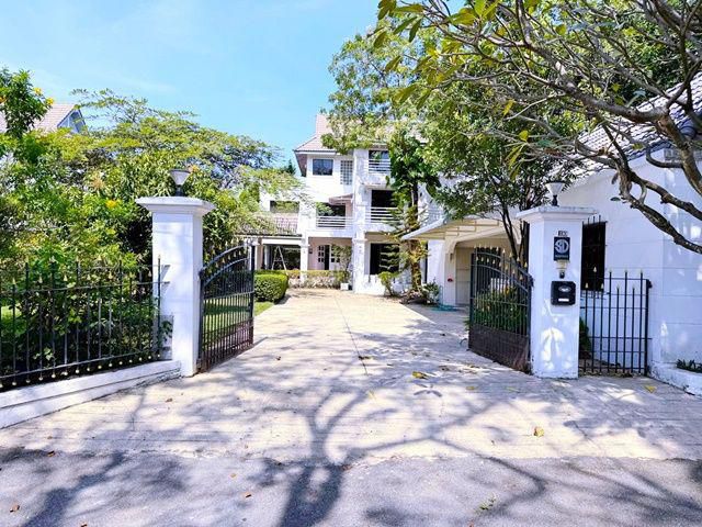 260924wuophno ให้เช่า บ้าน Fashion ให้เช่าคฤหาสน์ Pool Villa 3ชั้น 200ตารางวา 1,200ตรม. ซอยเสรีไทย 51-61 ชั้นที่ 1 ห้องน