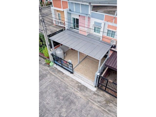 260923tviosmk ให้เช่า ทาวน์เฮ้าส์ สน.ดอนเมือง 1.4 กม. ทาวน์โฮม 2 ชั้น 3นอน 4แอร์ เทิดราชัน ดอนเมือง-วิภาวดี 2 น้ำ 19 ตร.