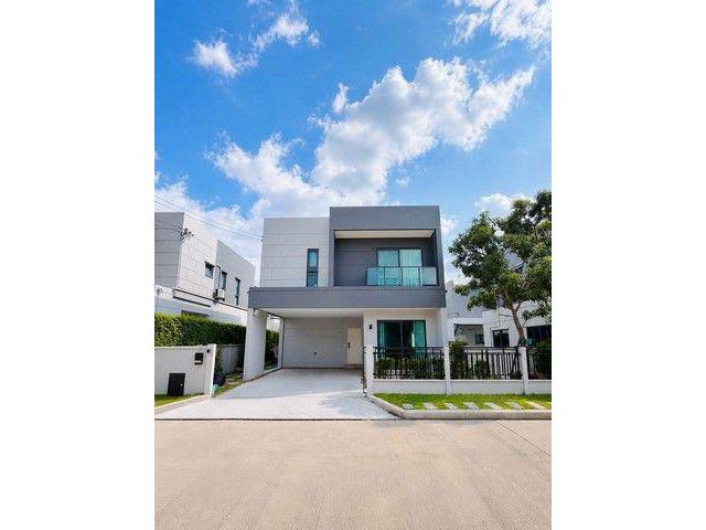 ให้เช่าบ้านเดี่ยว 2 ชั้น โครงการ เซนโทร บางนา เฟส 1