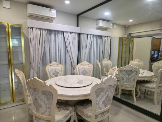 ให้เช่าบ้านเดี่ยว เลี้ยงสัตว์ได้ 4 ห้องนอน 3 ห้องน้ำ เพอร์เฟค เพลส เฟส 9 ติดกับโรบินสัน พาซิโอ โฮมโปรลาดกระบัง20ทับ3